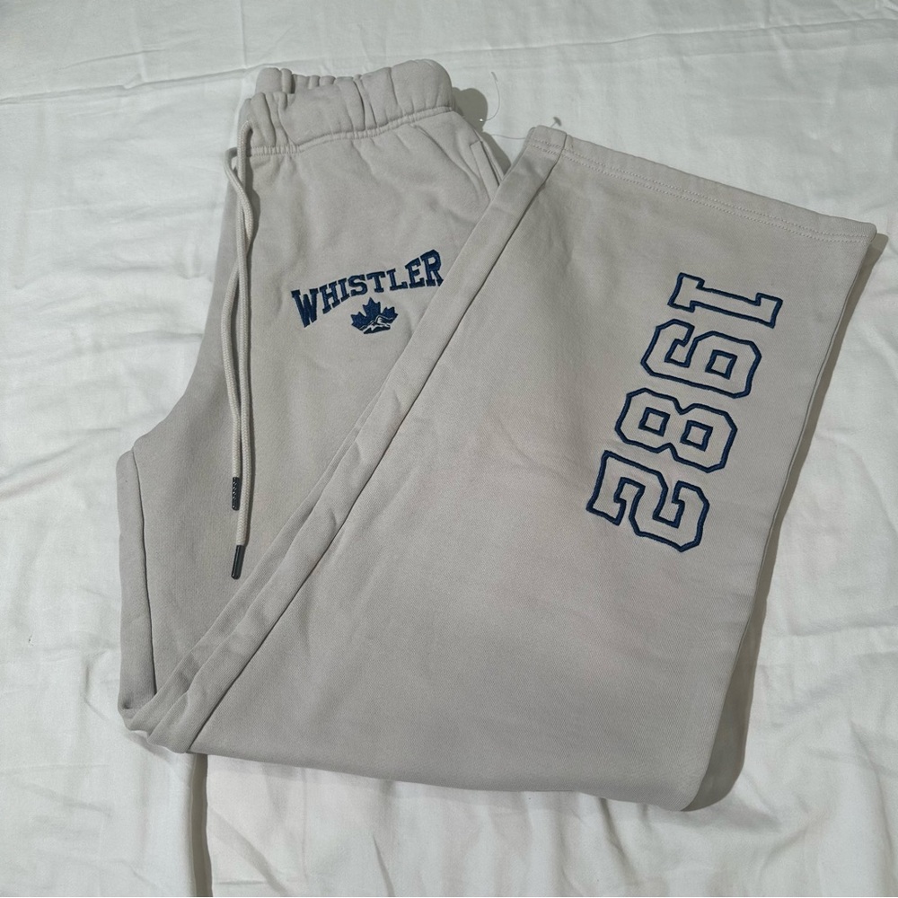 **New** Fleece Drawstring Joggers size M
